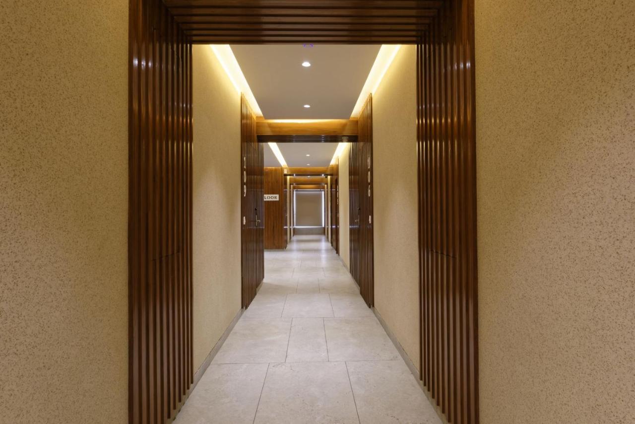Hotel Flourish International Ahmadabad Zewnętrze zdjęcie